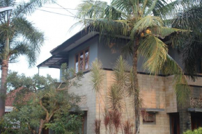 Гостиница Rabbani Family Homestay  Джокьякарта